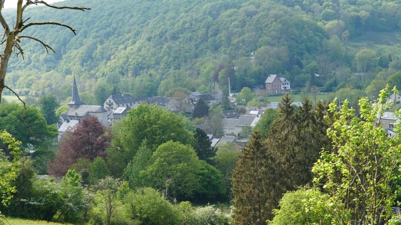 Gite De Terre Et De Charme Hamoir Bagian luar foto