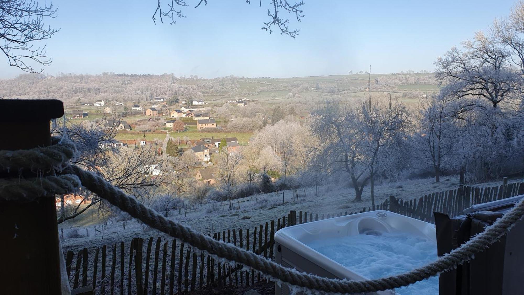 Gite De Terre Et De Charme Hamoir Bagian luar foto