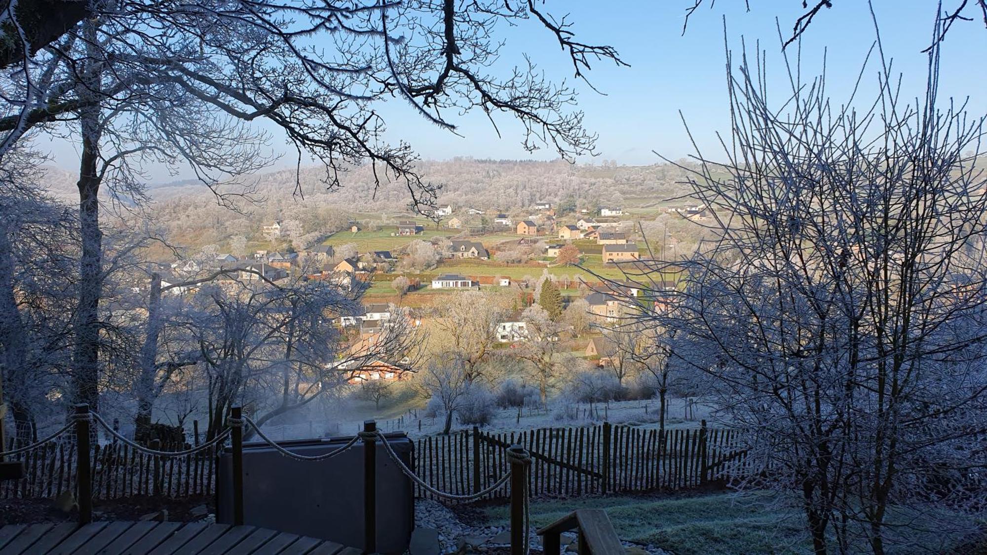 Gite De Terre Et De Charme Hamoir Bagian luar foto